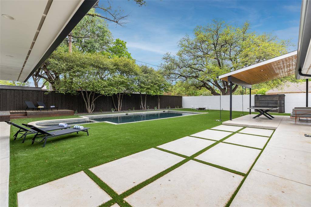 5239 Edmondson Avenue, Dallas, TX 75209