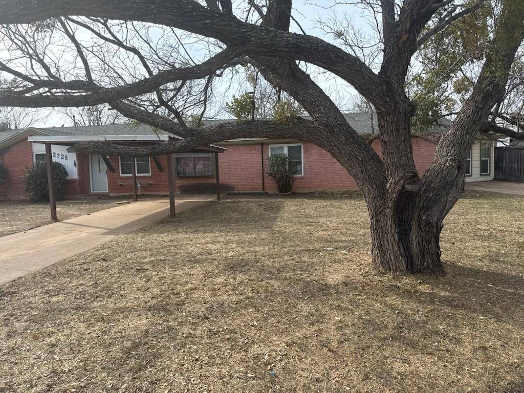 2725 Robertson Drive, Abilene, TX 79606