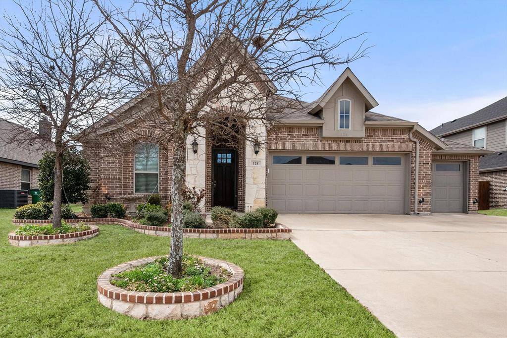 124 Sundance Circle, Waxahachie, TX 75165