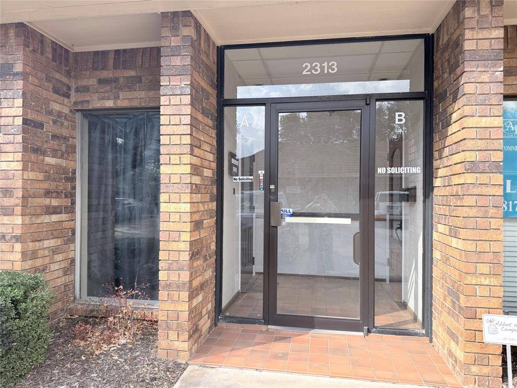 2313 Roosevelt Drive #A, Dalworthington Gardens, TX 76016