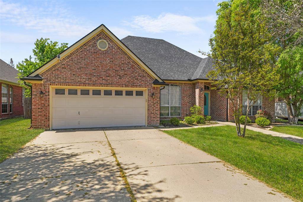 1115 Brook Arbor Drive, Mansfield, TX 76063