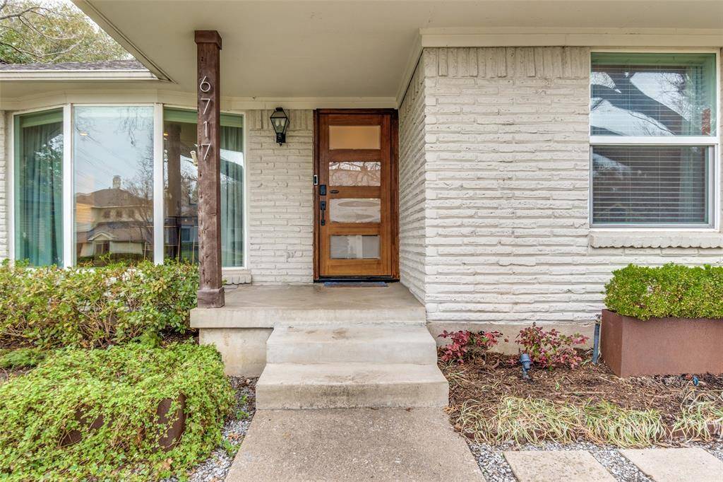 6717 Dalhart Lane, Dallas, TX 75214