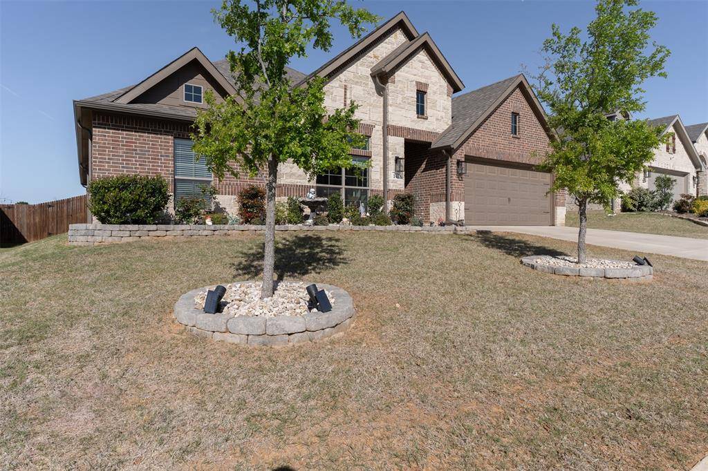 145 Mockingbird Hill Drive, Joshua, TX 76058