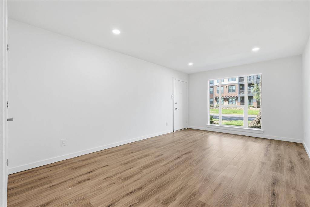 4816 Amesbury Drive #128, Dallas, TX 75206