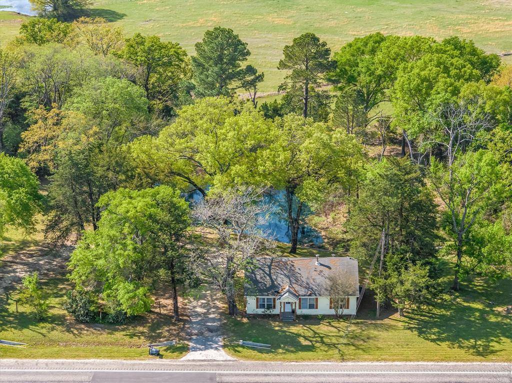 15853 Highway 80, Edgewood, TX 75117