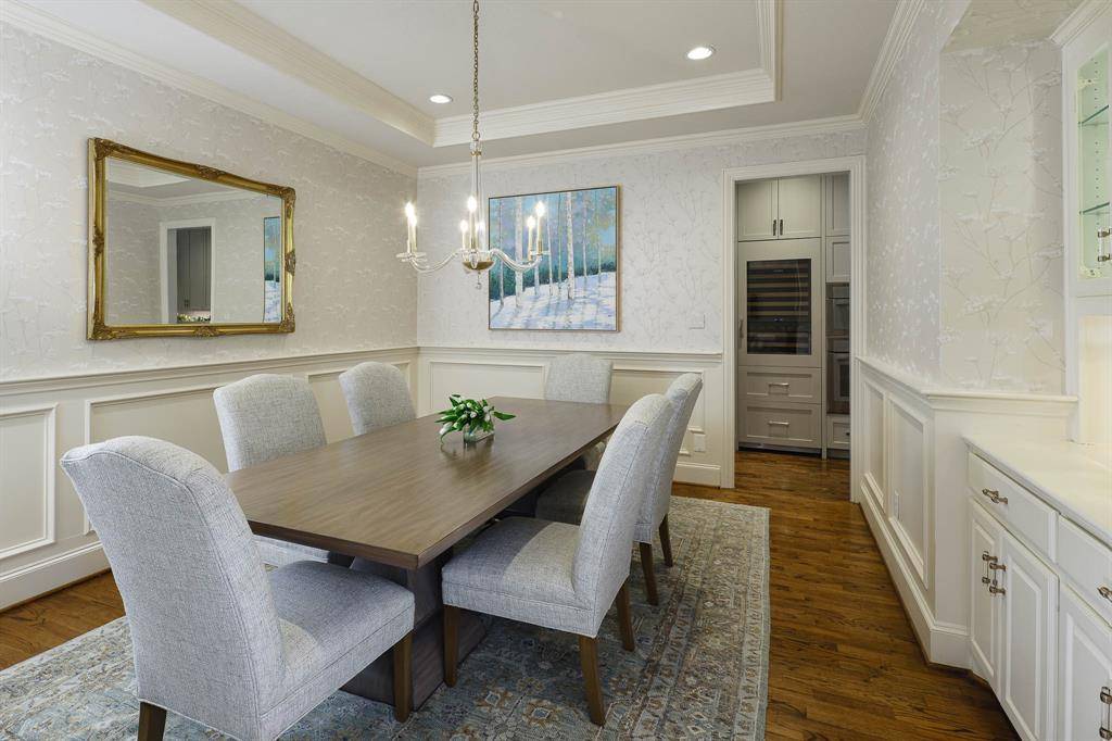 17 Ashton Court, Dallas, TX 75230