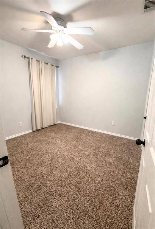 208 creek point Lane, Arlington, TX 76002