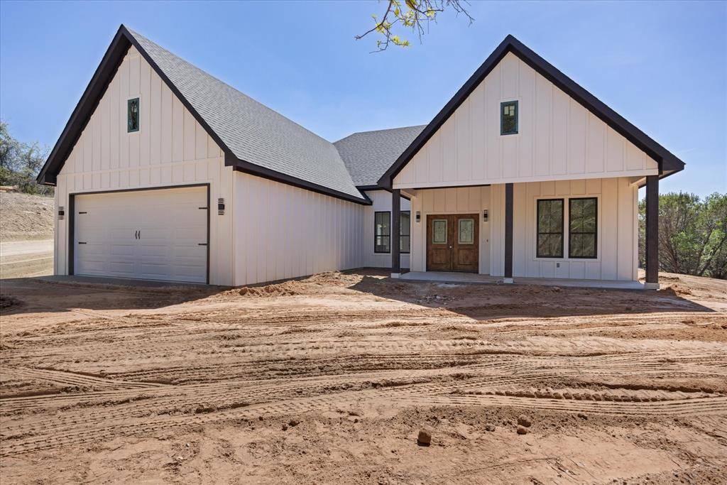 380 Schooner Way, Bluff Dale, TX 76433