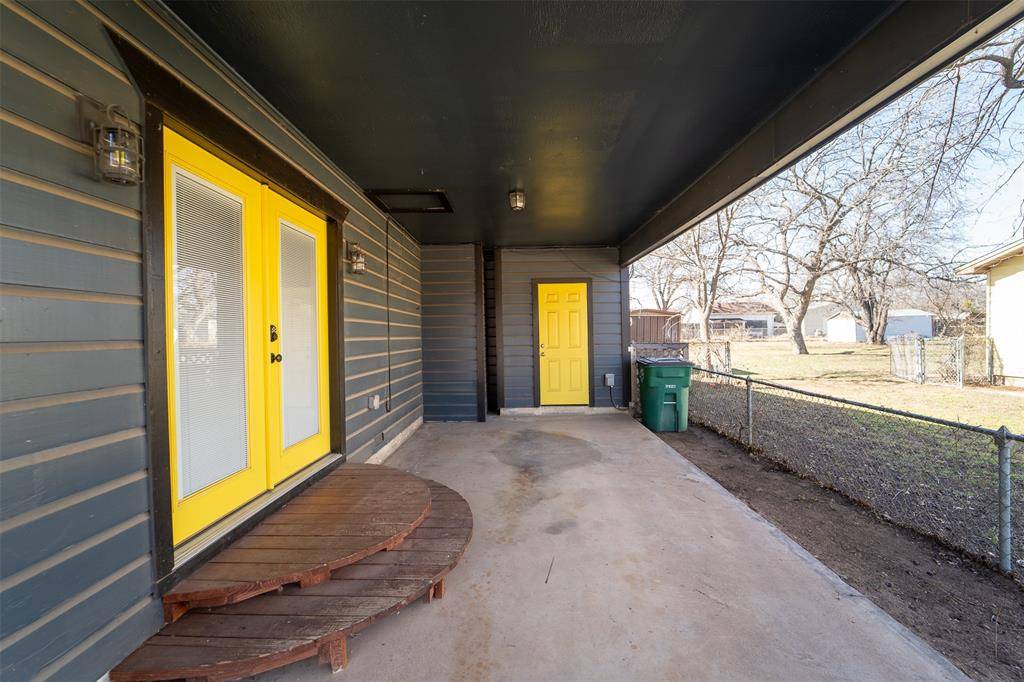 412 Pecan Street, Clyde, TX 79510