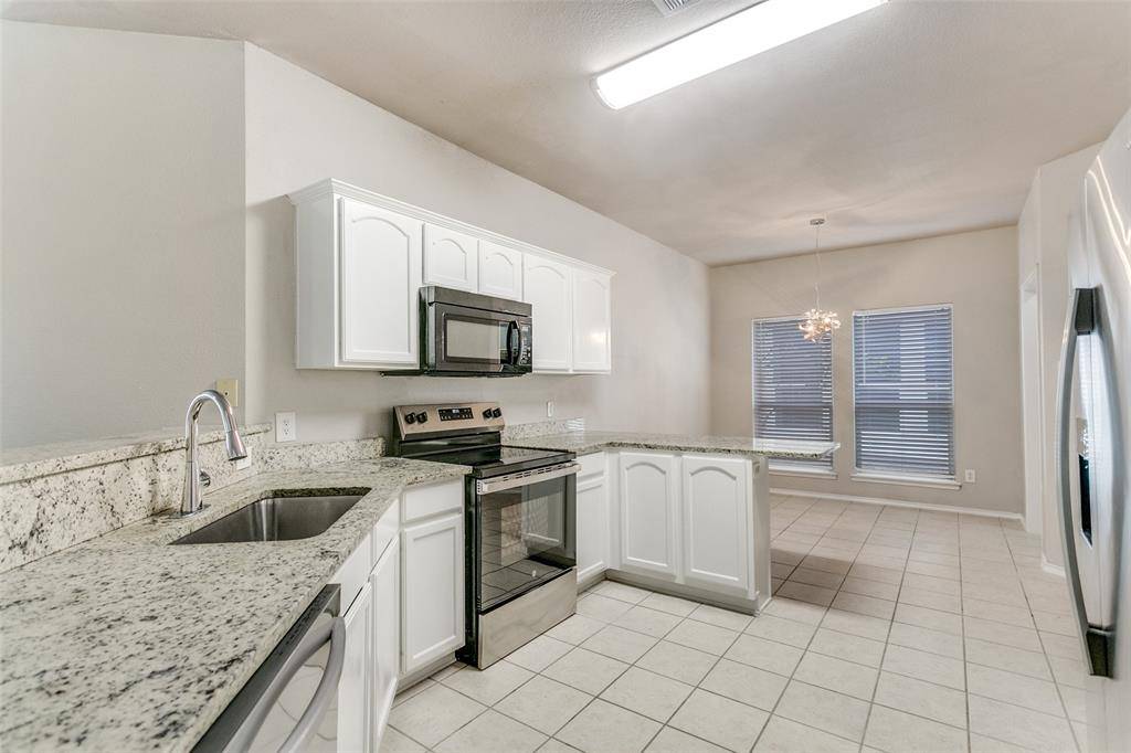 9705 Hedge Bell Drive, Mckinney, TX 75072