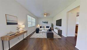 57 W Townhouse Lane #18, Grand Prairie, TX 75052