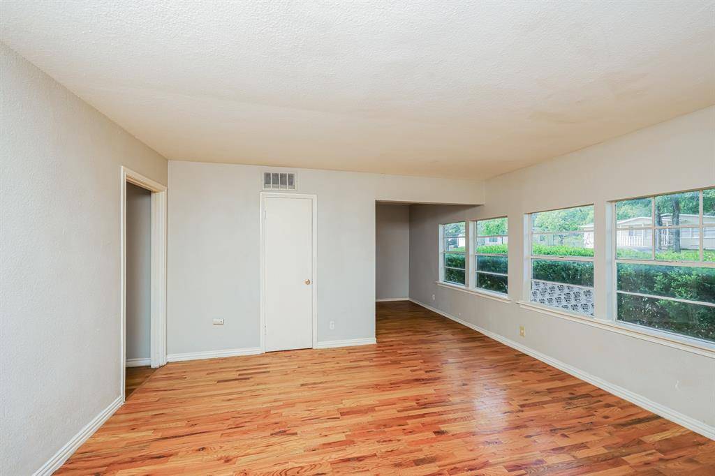 5175 Cardiff Street, Dallas, TX 75241