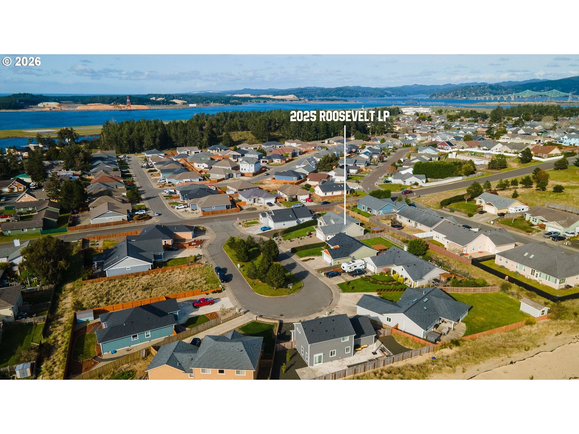 2025 ROOSEVELT LOOP, North Bend, OR 97459