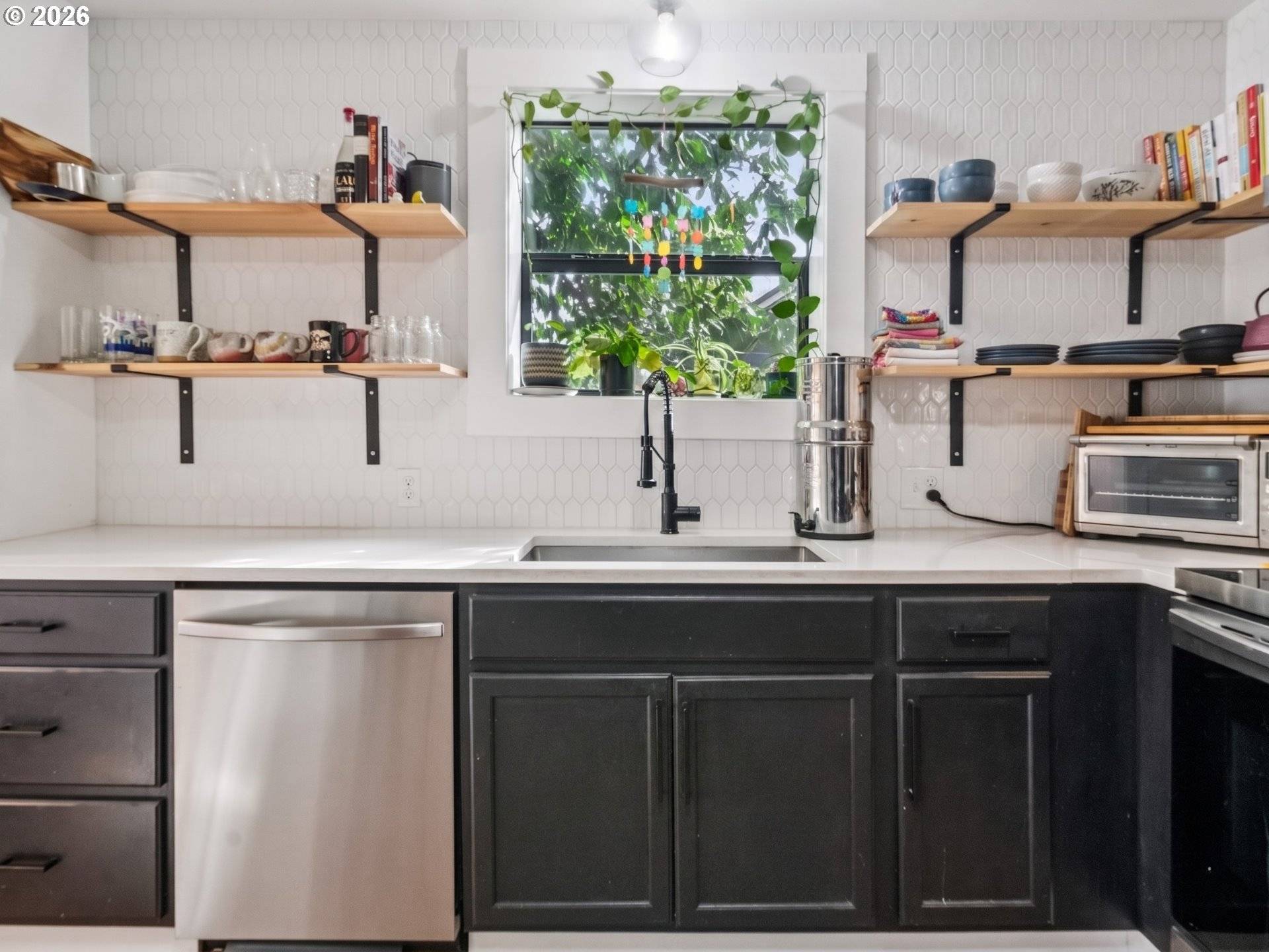 605 3RD AVE, Oregon City, OR 97045