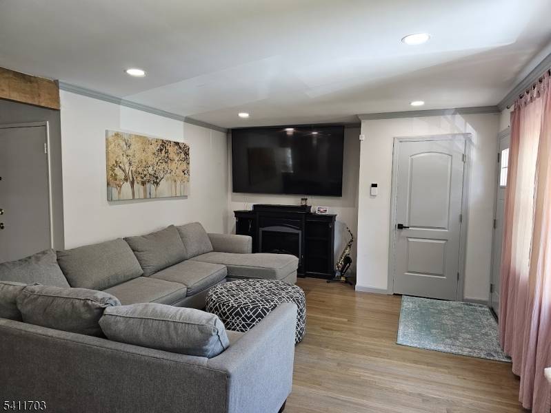 318 Hillside Ave, Boonton Town, NJ 07005