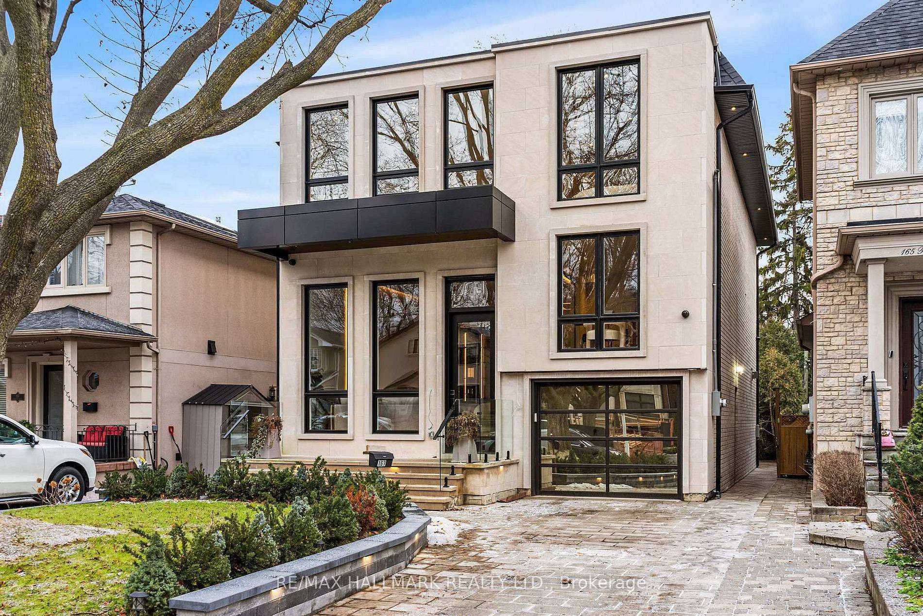 167 Parkhurst BLVD, Toronto C11, ON M4G 2E9