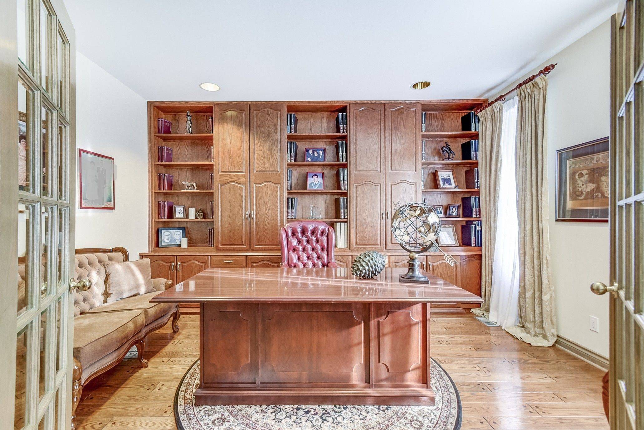 118 Cowan DR, Vaughan, ON L4L 3E9