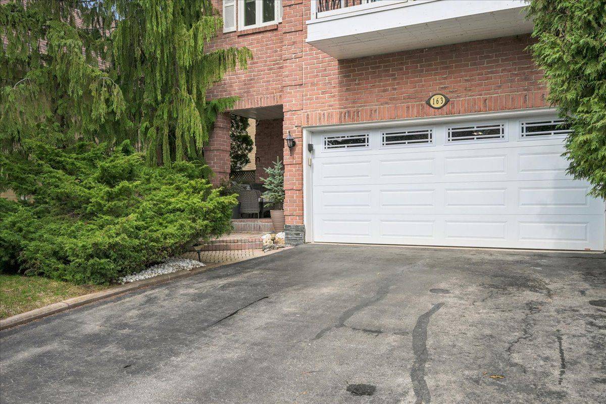 163 Romain CRES, Oakville, ON L6H 5A7