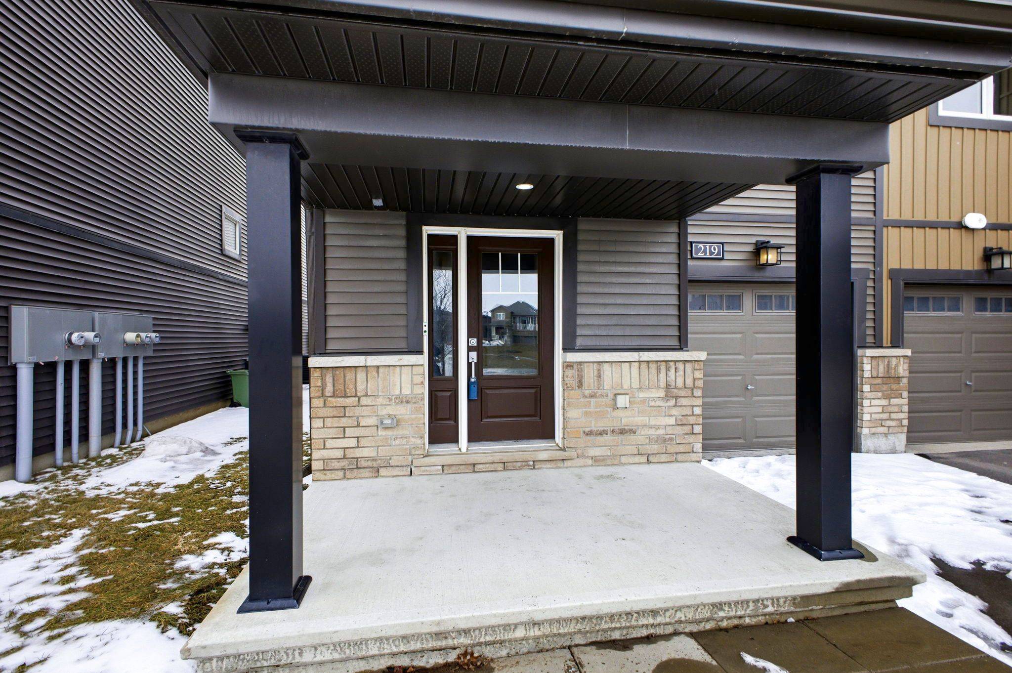 219 Liebe TER, Barrhaven, ON K2J 6R9