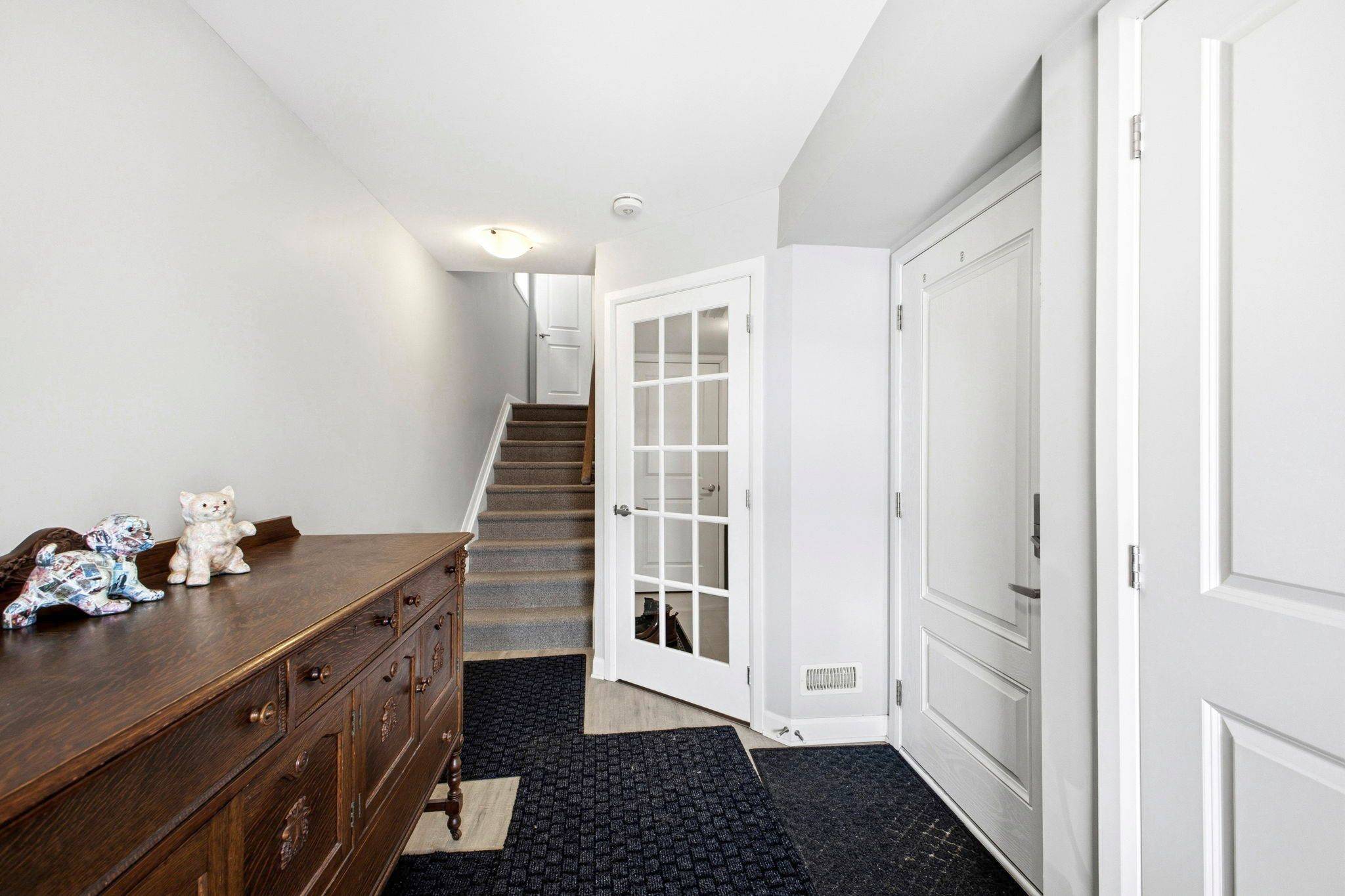 219 Liebe TER, Barrhaven, ON K2J 6R9