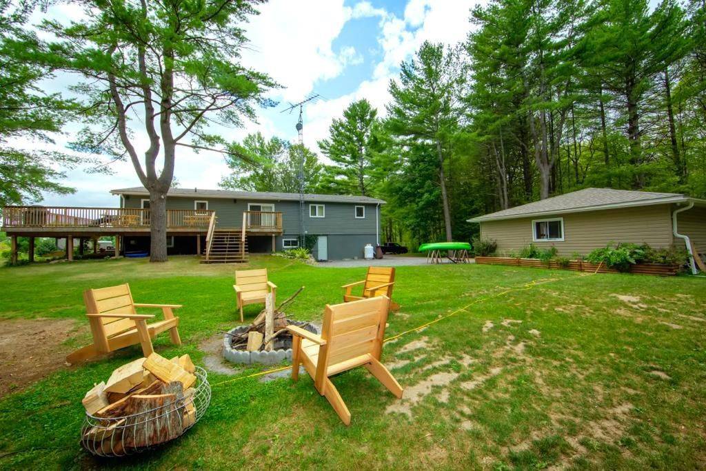 1559 North Belmont Concession, Havelock-belmont-methuen, ON K0L 1Z0