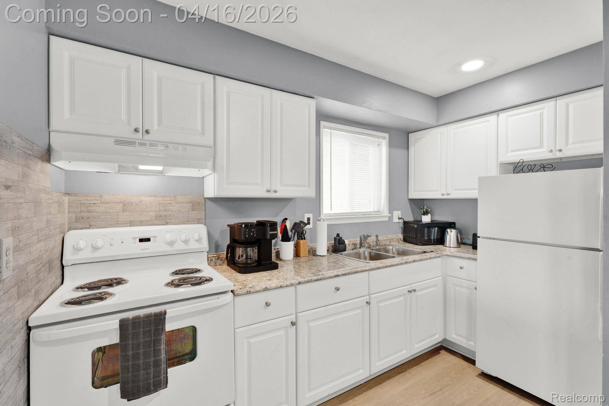 30561 Krauter #C1, Garden City, MI 48135