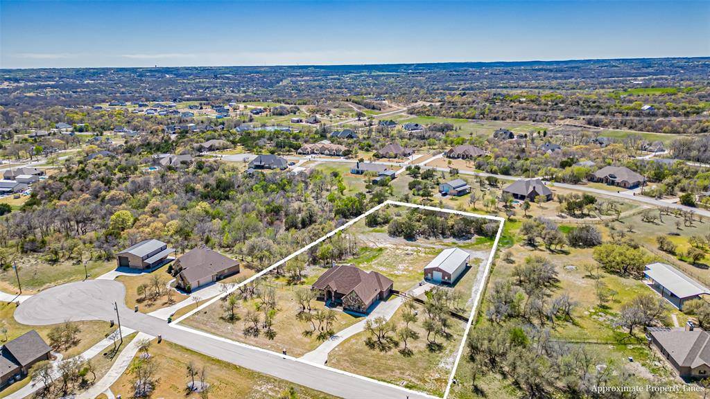 114 Woodlot Lane, Azle, TX 76020