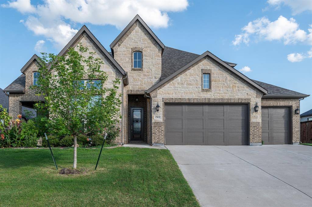 1703 Cedar Bluff Parkway, Mansfield, TX 76063