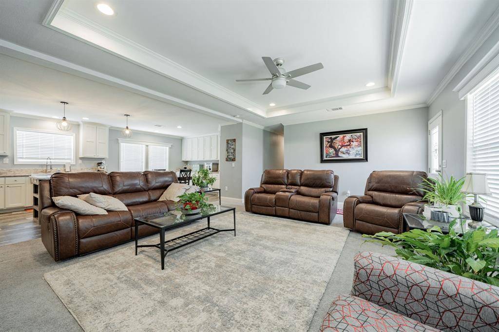 8938 Private Road 3842, Quinlan, TX 75474