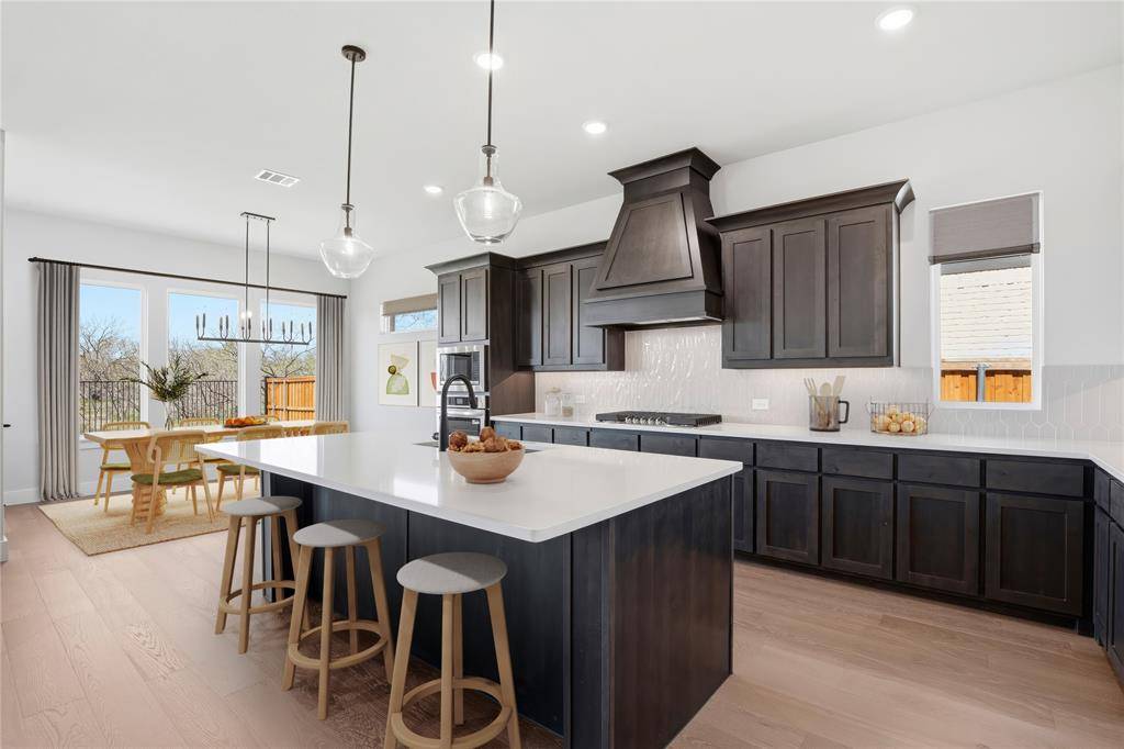 1660 Cedar Elm Way, Burleson, TX 76028