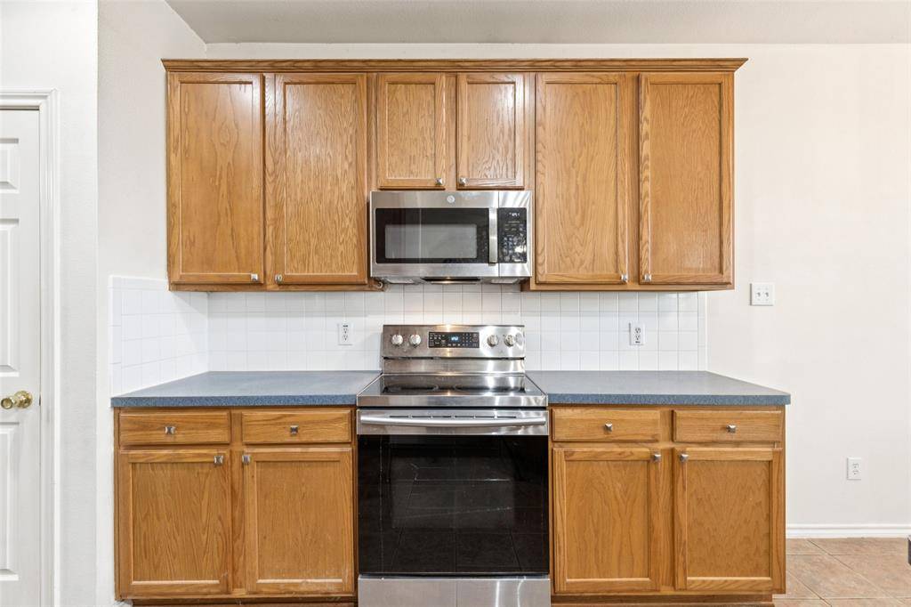 4505 Woodbluff Drive, Mesquite, TX 75150