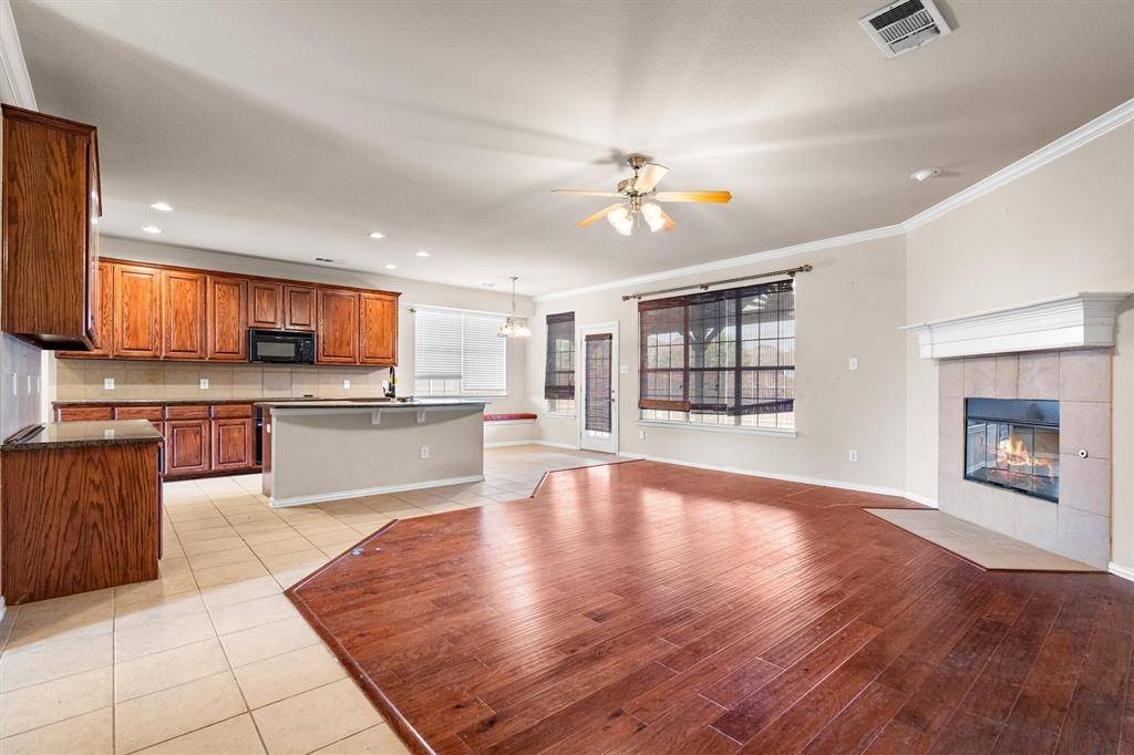 1128 Patch Grove Drive, Frisco, TX 75033