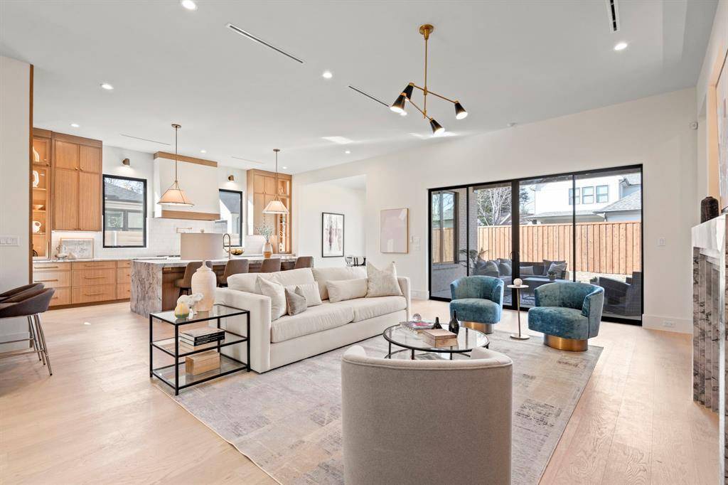 4231 Concho Street, Dallas, TX 75206