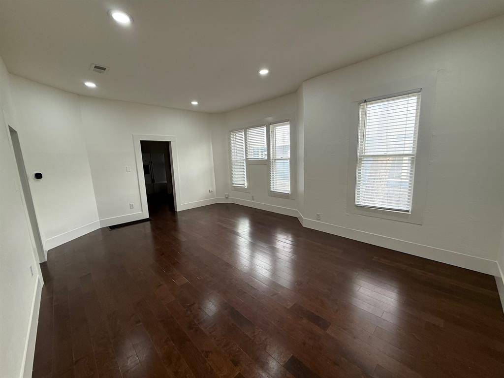 629 Melba Street, Dallas, TX 75208