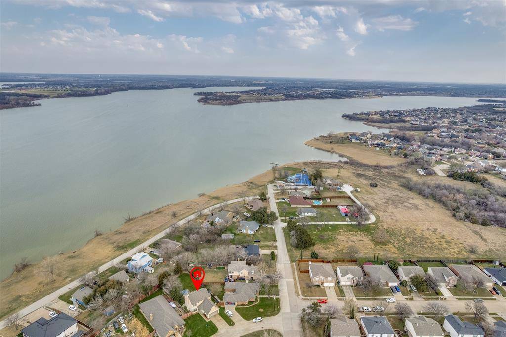 604 Hillside Circle, Little Elm, TX 75068