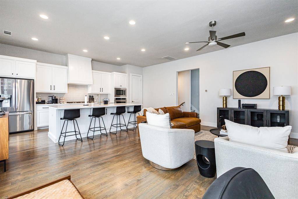 1120 Lavender Ridge, Dallas, TX 75204