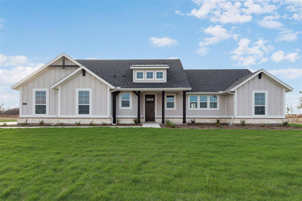 1230 County Road 200, Valley View, TX 76272