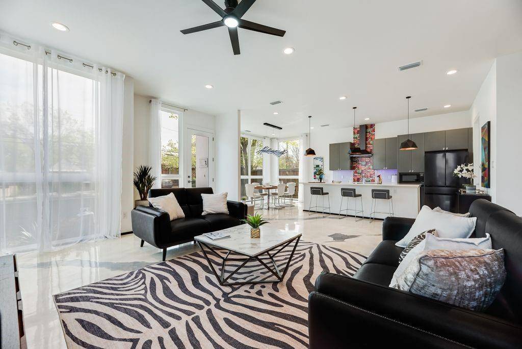 3415 Chihuahua Avenue, Dallas, TX 75212