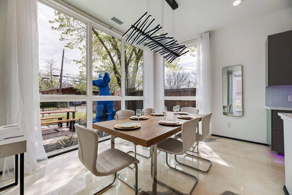 3415 Chihuahua Avenue, Dallas, TX 75212