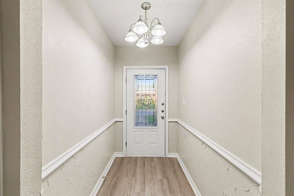 4900 Ridgeline Drive, Arlington, TX 76017