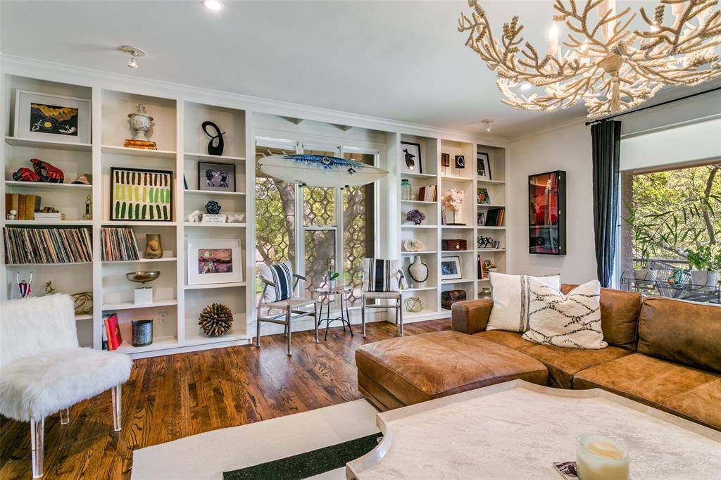 6332 Bandera Avenue #D, Dallas, TX 75225