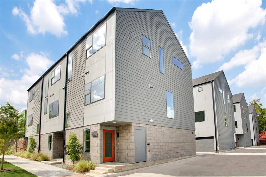 427 W 10th Street #703, Dallas, TX 75208