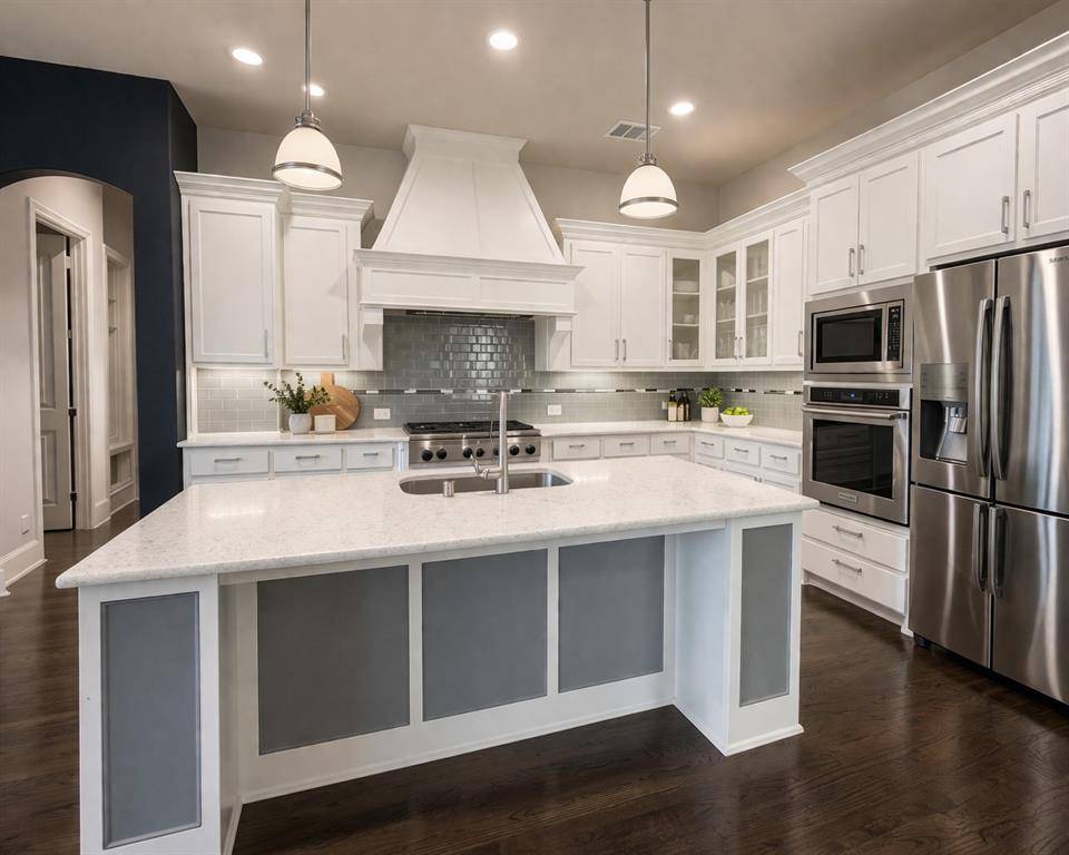 1304 Damsel Caitlyn Drive, Lewisville, TX 75056