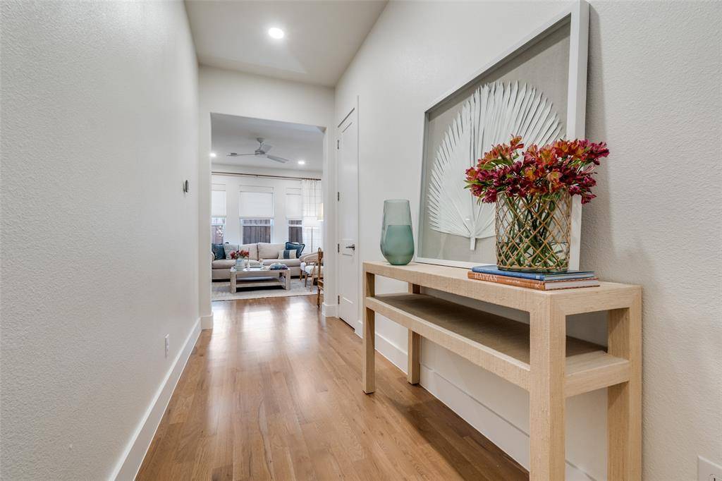 7103 Brisa Drive, Dallas, TX 75223