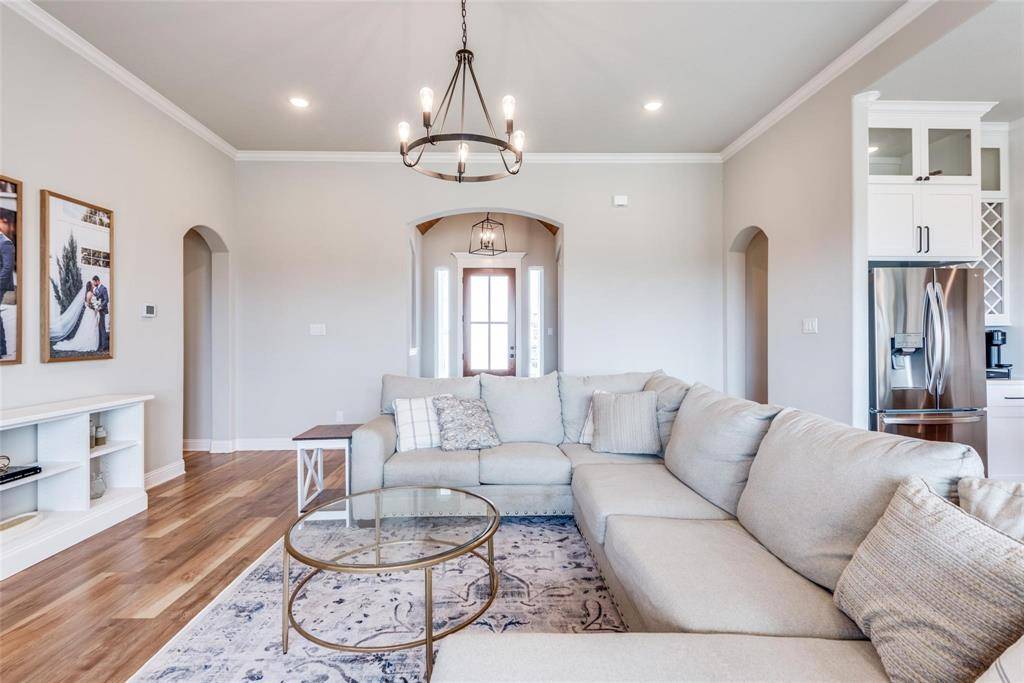 530 Evening Fire Drive, Waxahachie, TX 75167