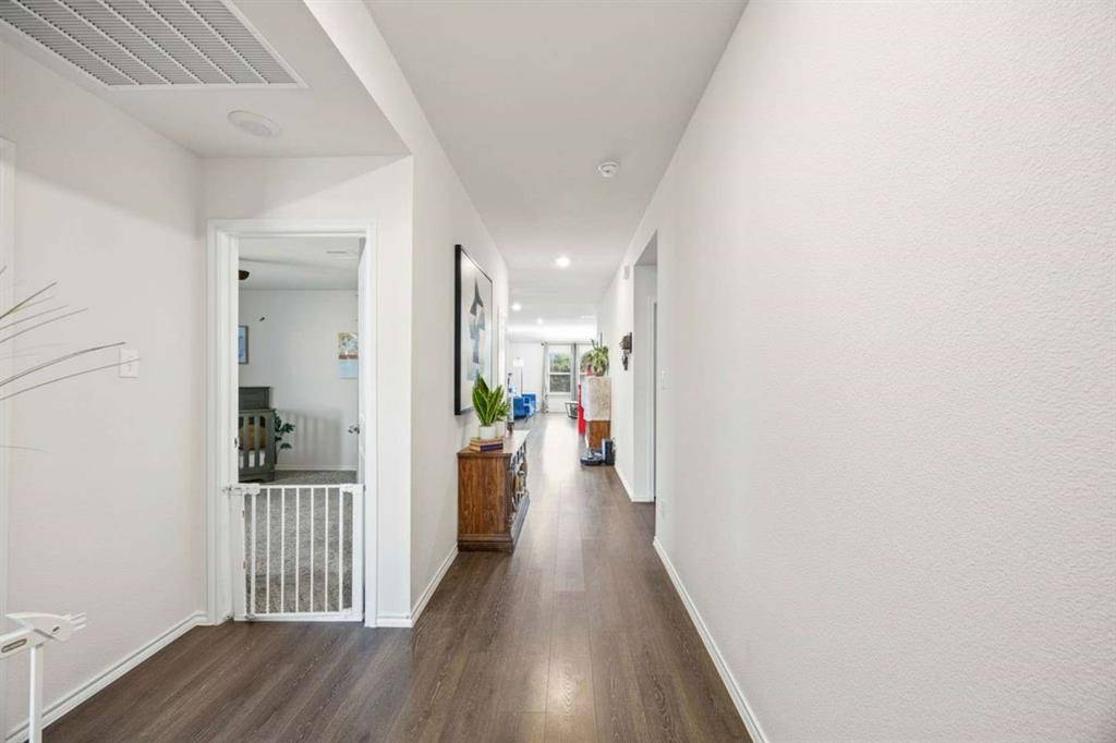 1942 Duskwood Drive, Lancaster, TX 75146