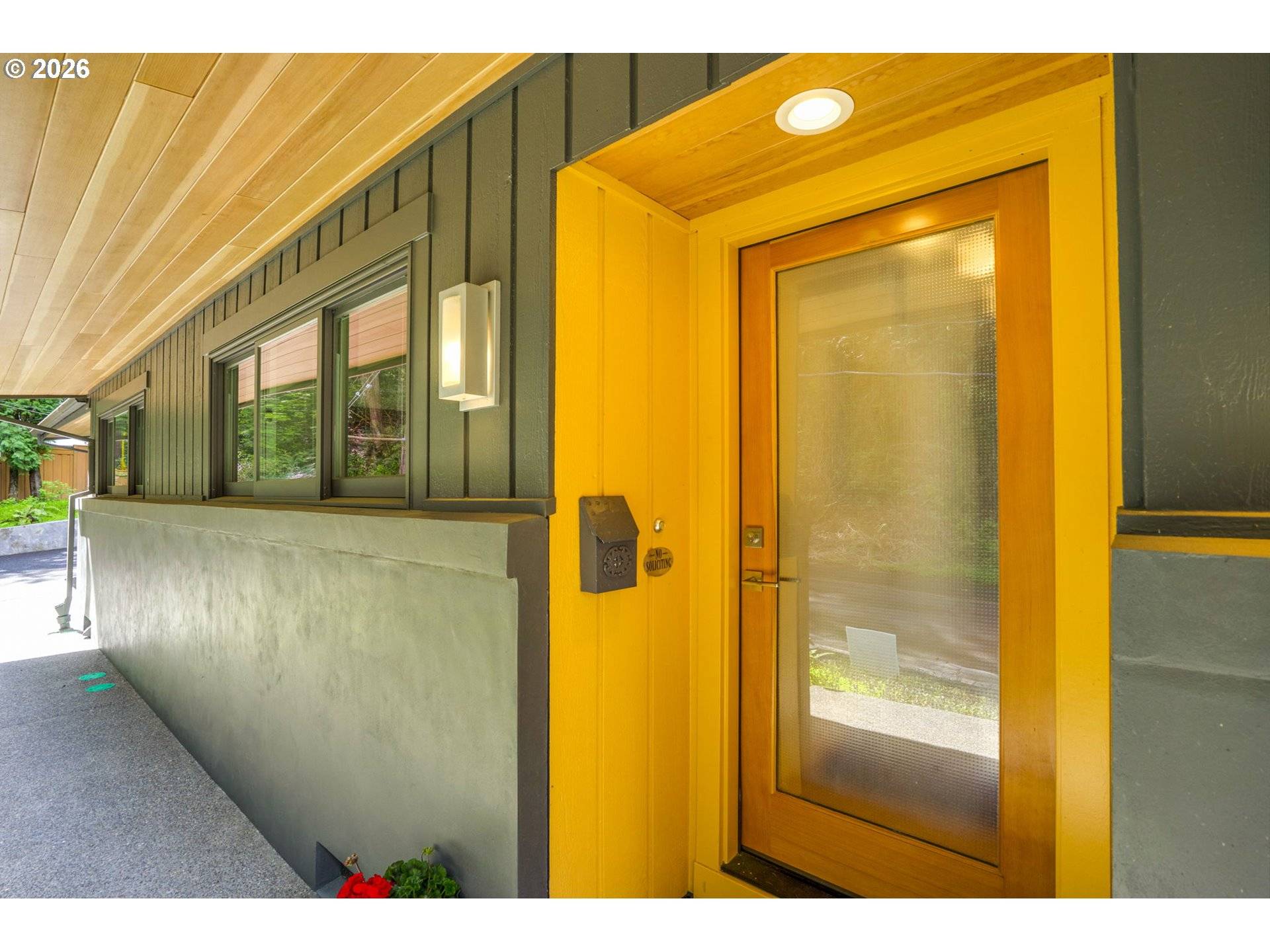2825 SW FAIRVIEW BLVD, Portland, OR 97205