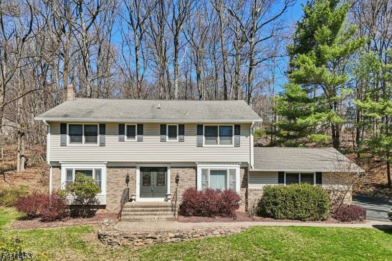 24 Manor Ln, Parsippany-troy Hills Twp., NJ 07950
