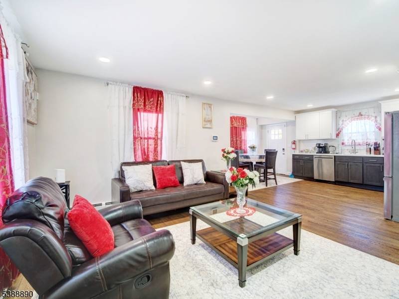 36 Orchard Pl, Irvington Twp., NJ 07111