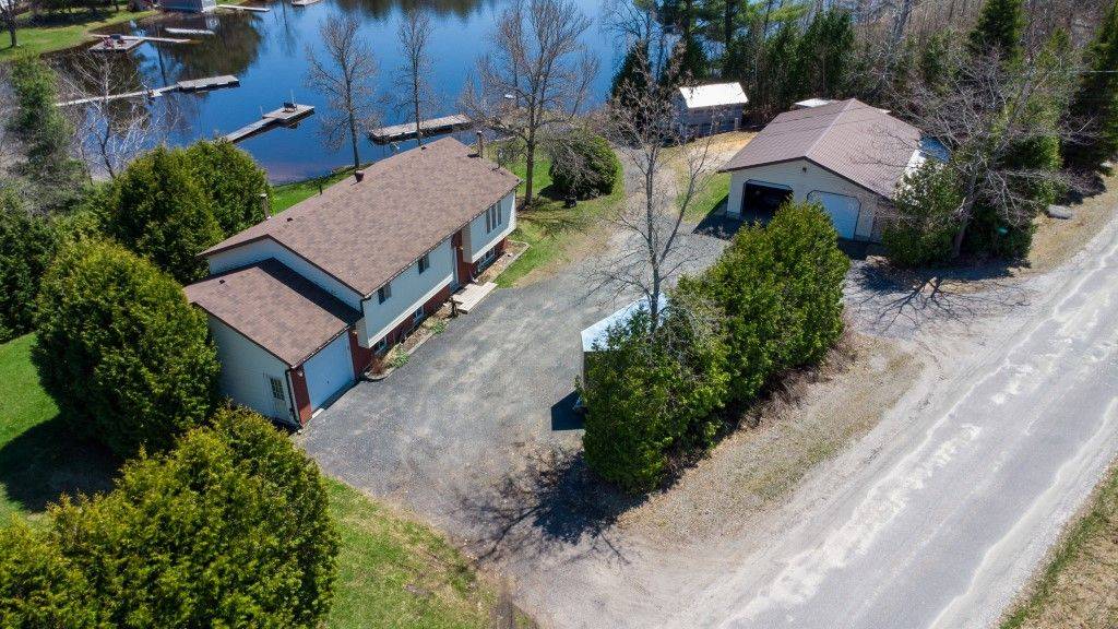 284 Turenne RD, French River, ON P0M 1A0